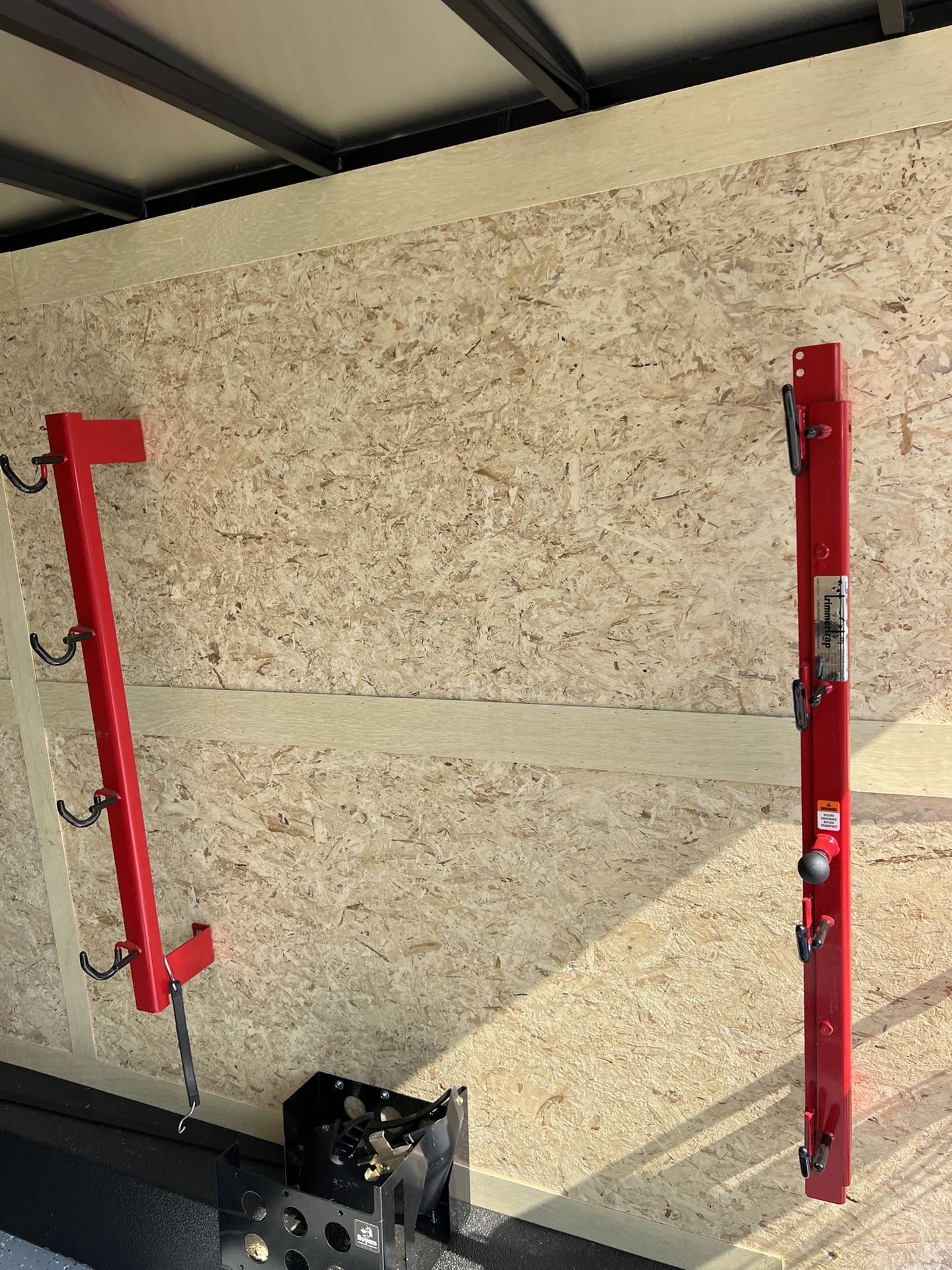 Landscape Brackets