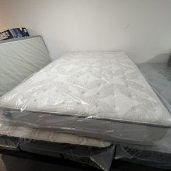 Mattress Queen