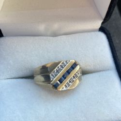 Beautiful 14k Yellow Gold Men’s Ring With Diamonds And Blue Sapphire Stones