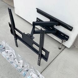 $25 (Brand New) Full motion 32-55” tv wall mount swivel tilt vesa 400x400mm, max load 99 lbs