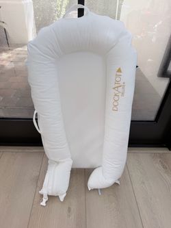 Dockatot baby bed