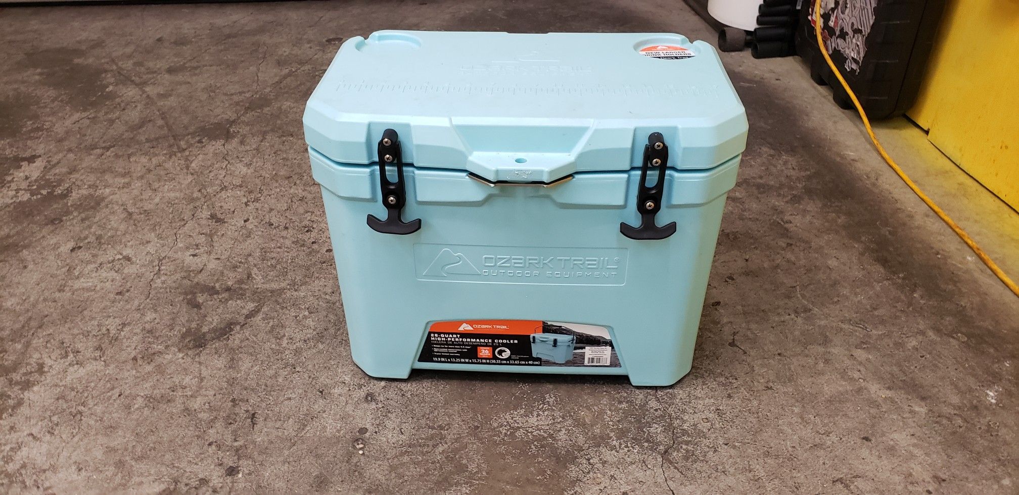 New 2021 model Ozark trail 26qt 26 quart roto molded cooler like RTIC