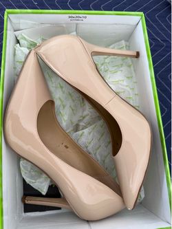 Sam Edelman beige pumps