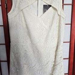 Pearl White Dress Beautiful & Very Elegant. Brand New