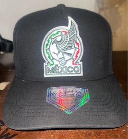 Strap back Hat