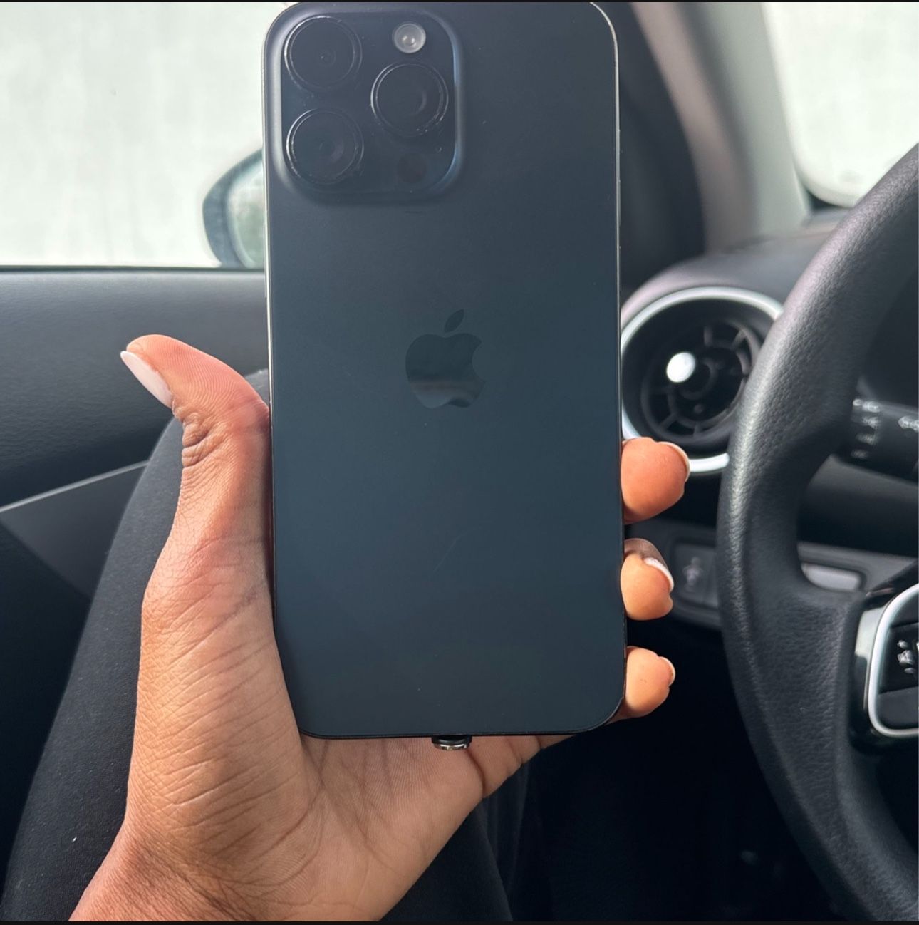 Iphone 15 pro max (with TikTok) installed