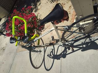 Vintage Diamondback Interval Road Bike – Classic Steel Project