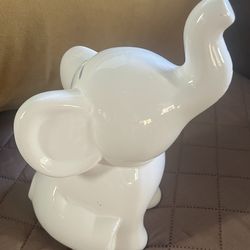 Elephant Monkey Bank / Elefante - yes available