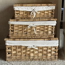 Set of 3 Wicker Storage Baskets with White Liners