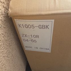 04 05 Zx10r Plastics Heavily Used Free