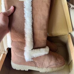 Bearpaw Boots 