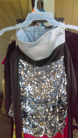Prom dress brand new $$5