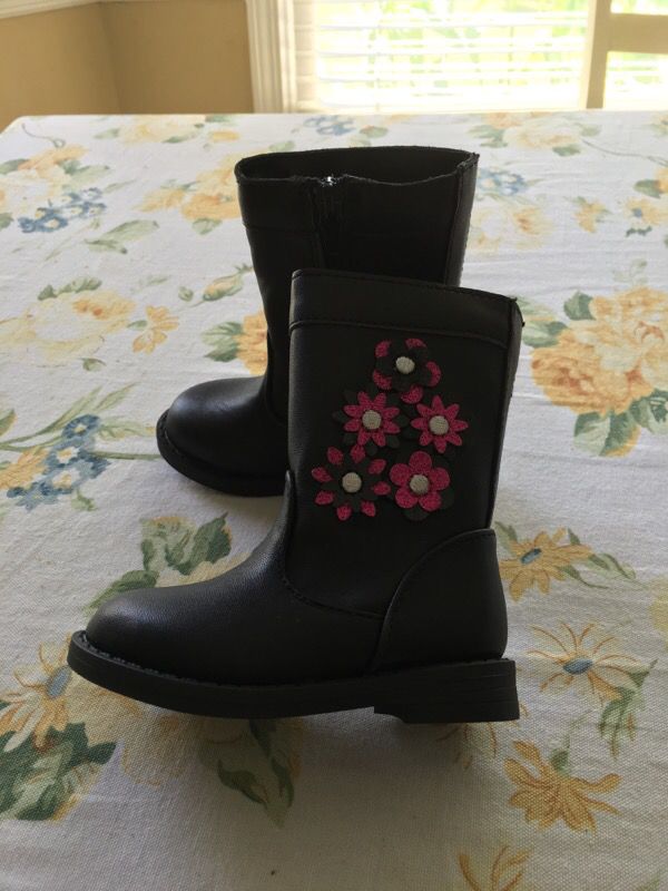 Cute boots for baby girls