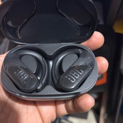 JBL Endurance Peak 3 Sport True Wireless Earbuds - Black