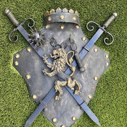 MCM Black Metal Medieval Coat of Arms Lion Shield with removable pieces Wall Art Vintage OBO
