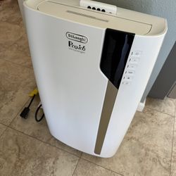 Delonghi Penguino AC Unit 14k BTU