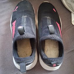 Girls Puma shoes