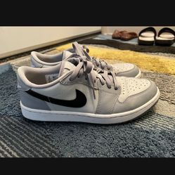AIR JORDAN 1 LOW GOLF (Men’s 8)