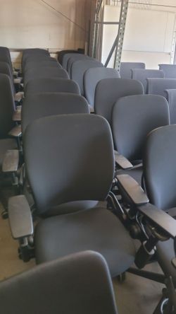 Steelcase Leap V2 Office Desk Gaming Chairs
