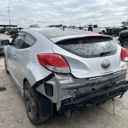 2013 Hyundai Veloster 1.6Turbo For Parts Only