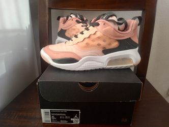 Like new condition size 5Y.  6.5 Women $45