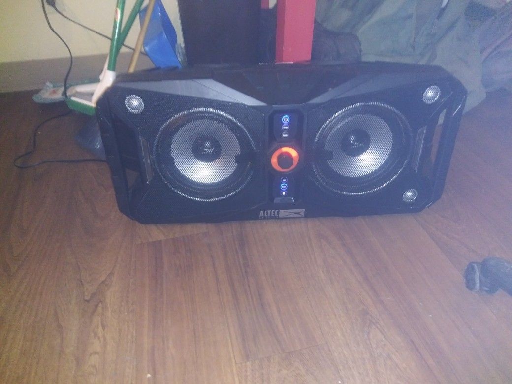 Alcatel laser waterproof Bluetooth speaker