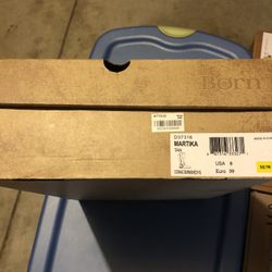 Women New Born Boots 