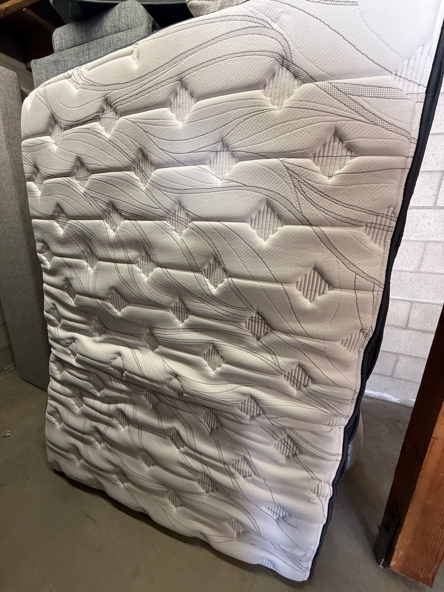 Full Size Mattress