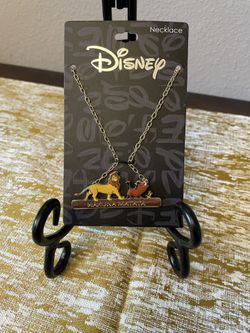 Disney The Lion King Characters Hakuna Matata Bar Necklace