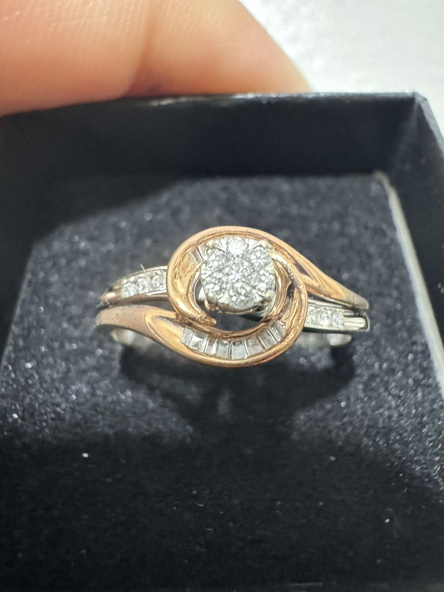 10k White And Rose Gold Diamond Ring