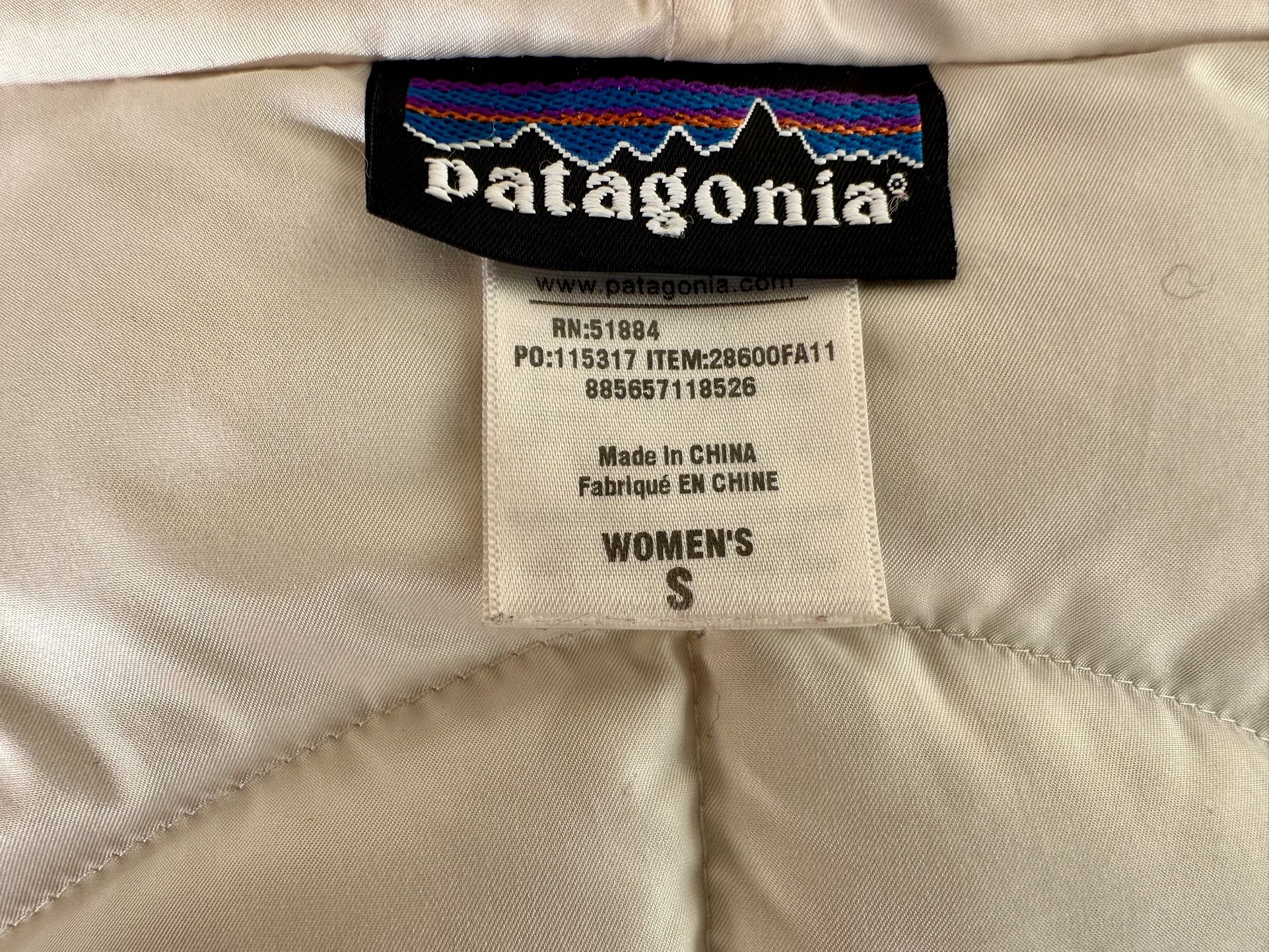 Patagonia Down Hooded Parka - Wm Small