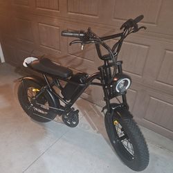 32 MPH Upgraded New Fat Tire E-Bike