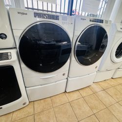 Whirlpool Washer And Dryer 