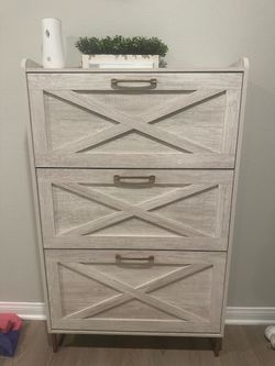 Farmhouse shoe cabinet