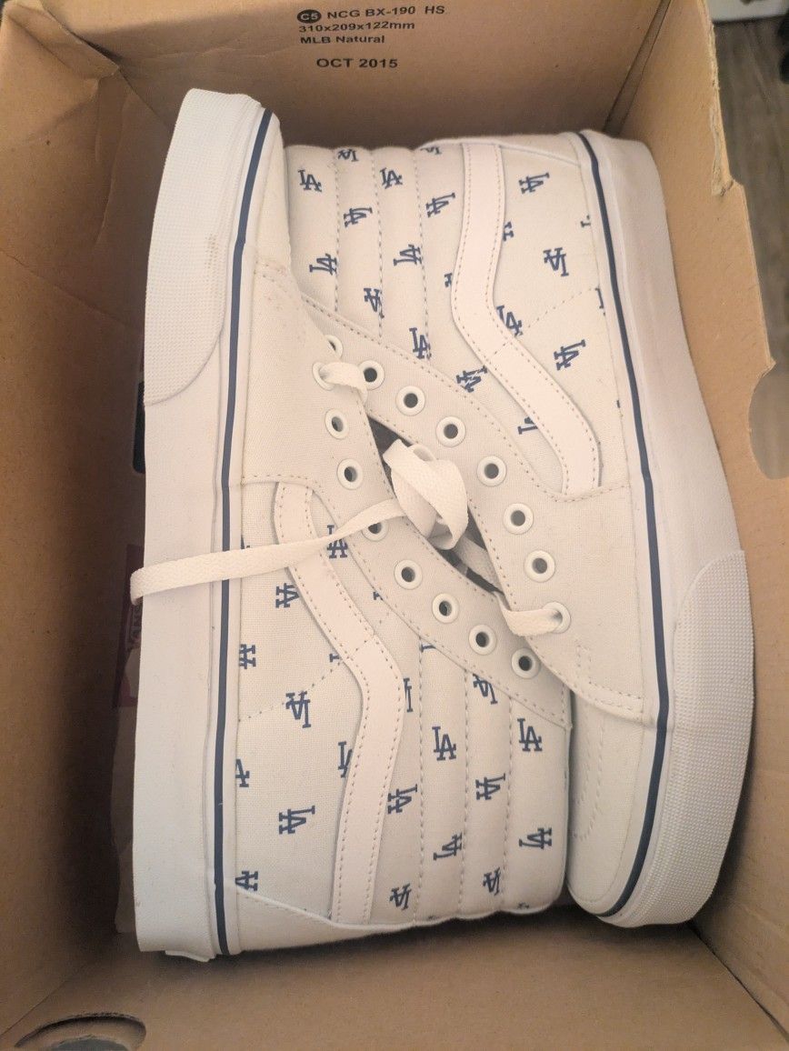 VANS x LA Dodgers Sk8-Hi Collab