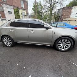 2015 Lincoln  MKS