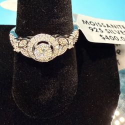 # 46- Exquisite Moissanite Engagement Ring - 925 Sterling Silver