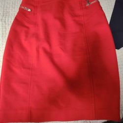 Skirts 2 Of Them 