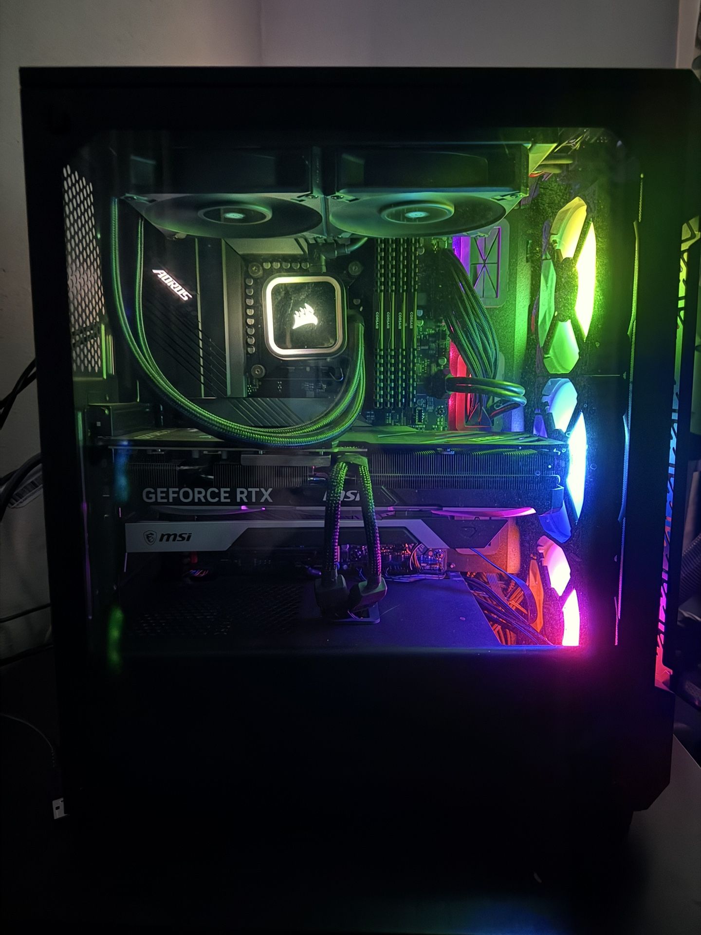 Custom Corsair Gaming PC – RTX 4070 Ti SUPER / i5-13600KF / 32 GB / 1.5 TB SSD