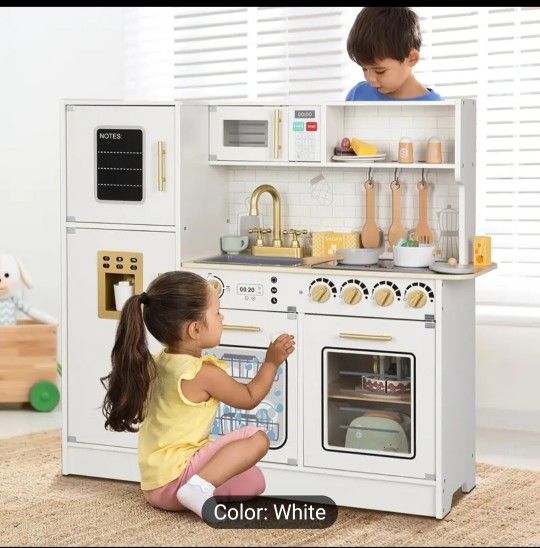 Brand new in box 📦 Play kitchen