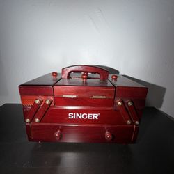 Vintage Singer Sewing Box 