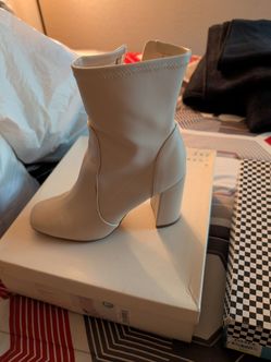 Off White Boots