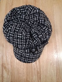News     Girl       Cap