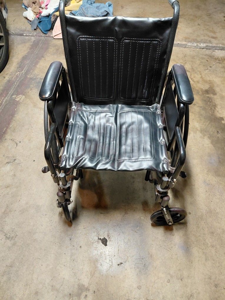 Wheelchair 