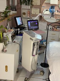 Professional RF Skin Tightening Machine – Excellent Condition