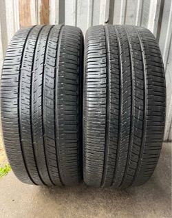 2 tires 255 45 20 Goodyear