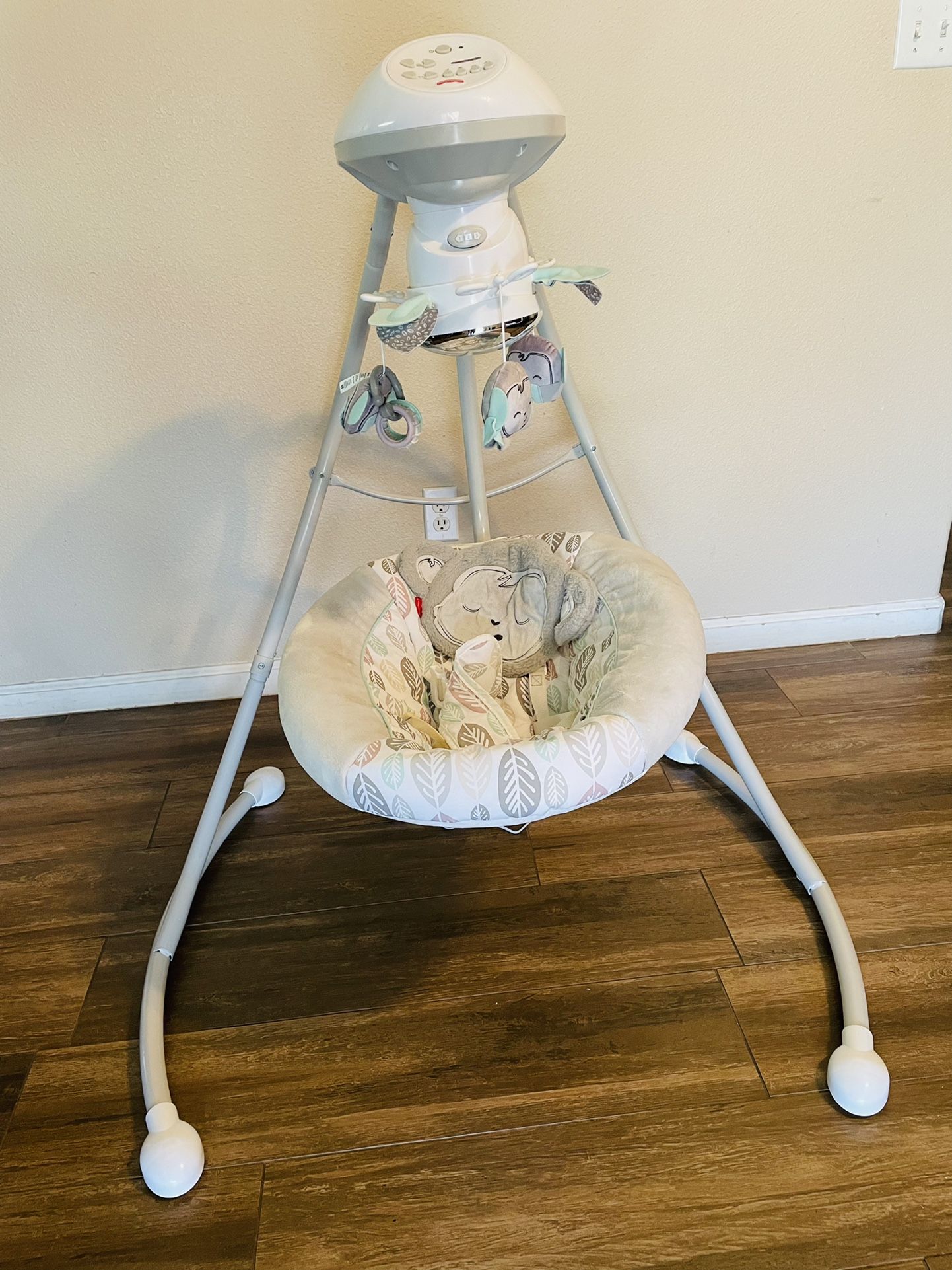 Fisher-Price. 2 Soothing Swing Motions.
