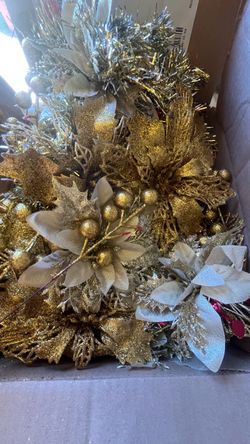 Gold Glitter Christmas Floral Picks Set