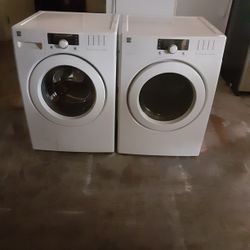 Washer and Dryer Kenmore Electric Dryer Good Condition 3 Months warranty Delivery And Install
