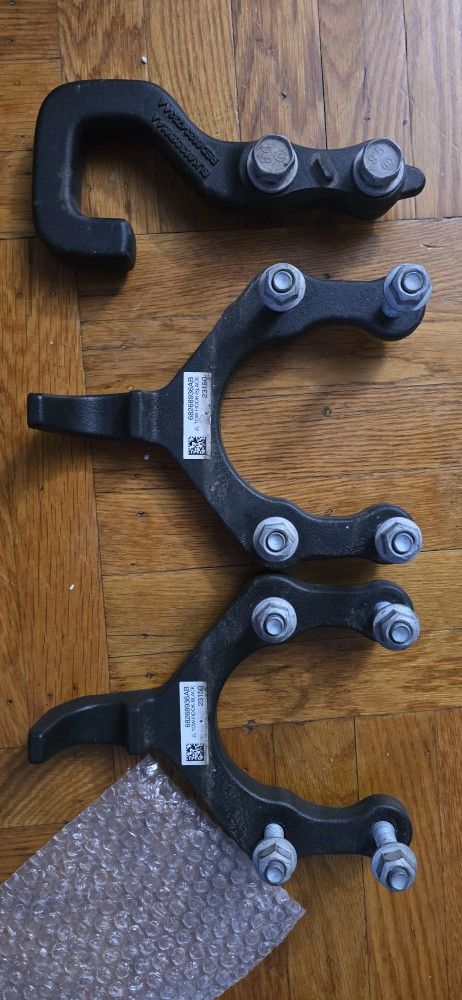Original 2023 JEEP Gladiator Hooks